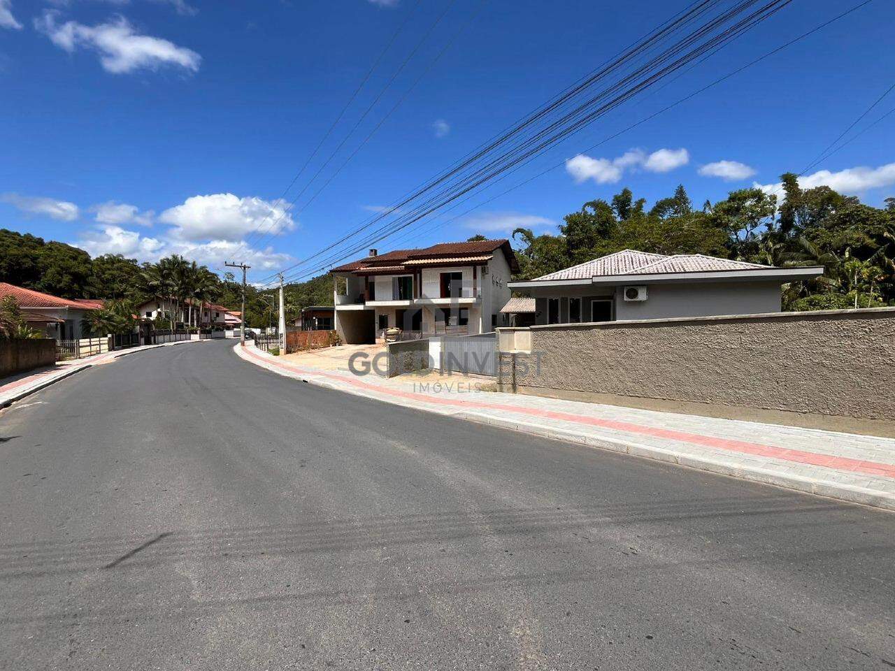 Casa à venda no Espraiado: 