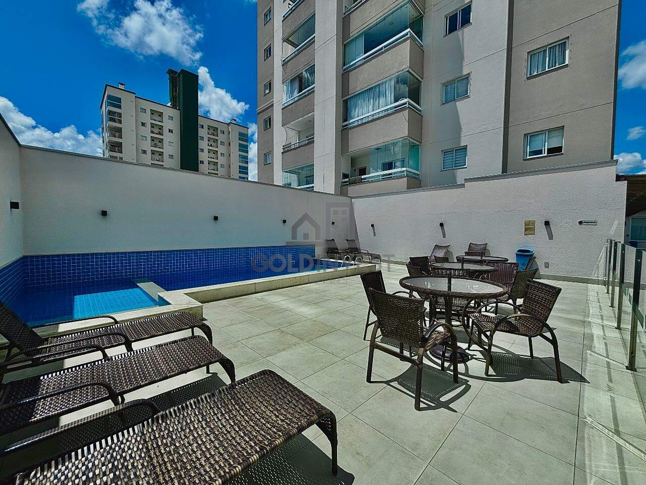Apartamento à venda no Santa Rita: 