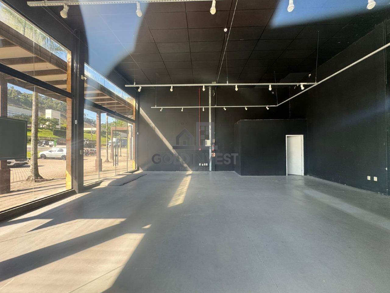 Sala Comercial para aluguel no Bateas: 