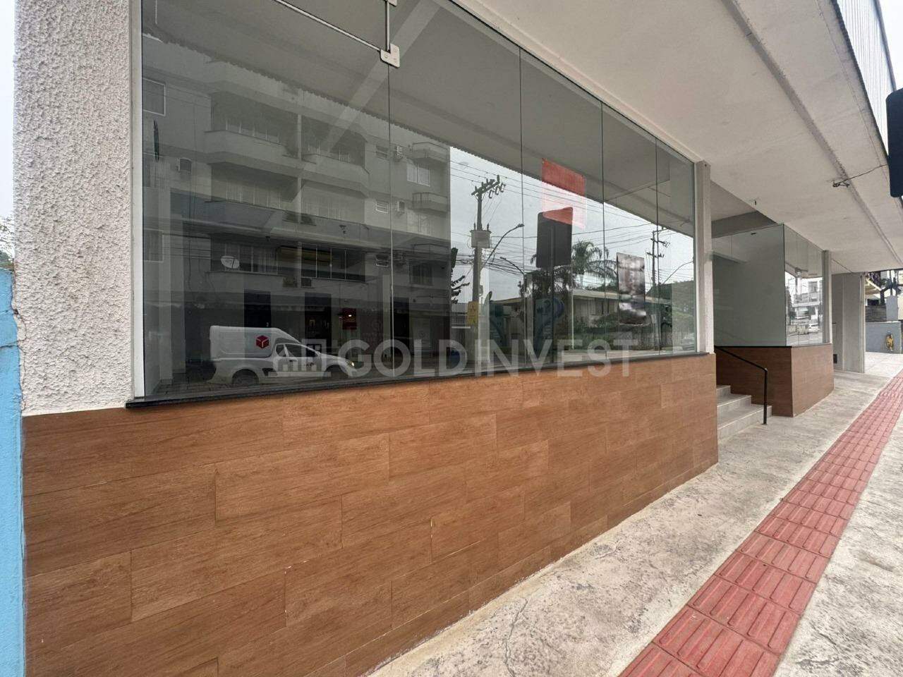Sala Comercial de 182m² no bairro Centro, em Brusque | Eu Corretor