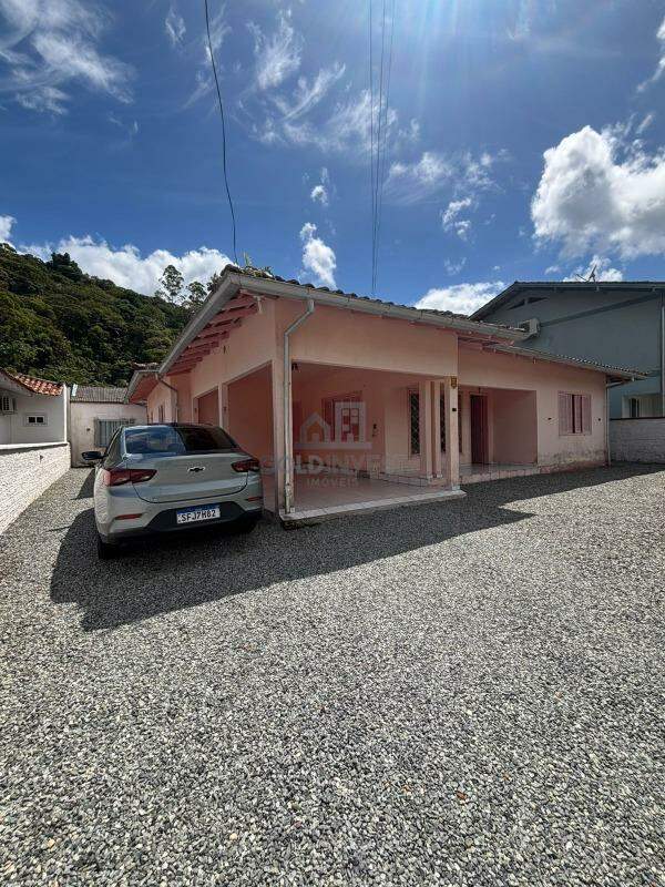 Casa à venda no Santa Luzia: 