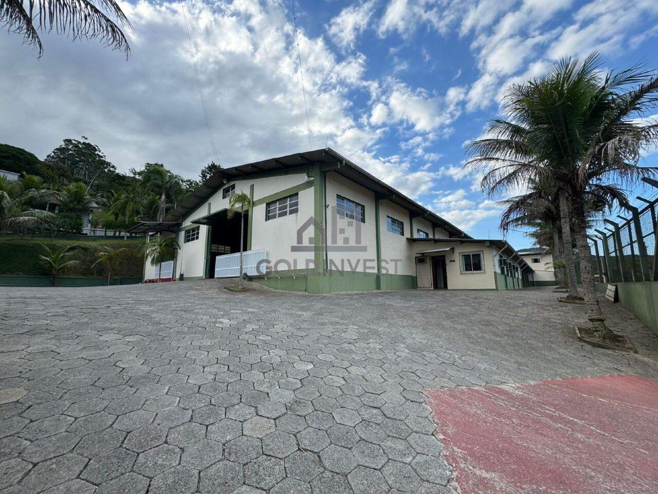 Galpão para aluguel no Limeira Baixa: 