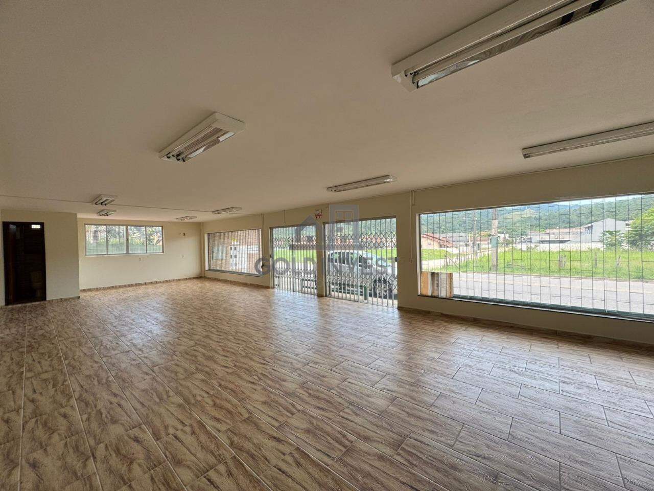 Sala Comercial para aluguel no Limeira Baixa: 