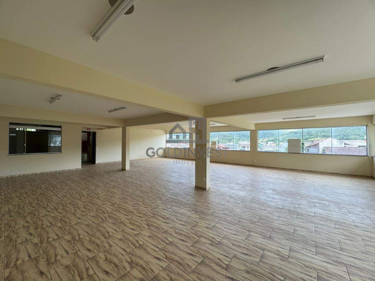 Sala Comercial para aluguel no Limeira Baixa: 