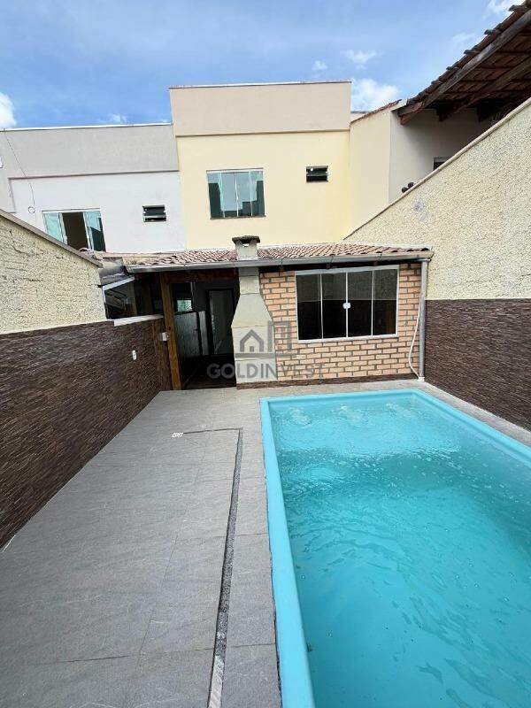 Casa à venda no Tomaz Coelho: 
