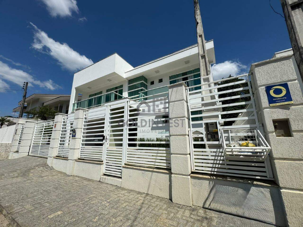 Casa para aluguel no Souza Cruz: 
