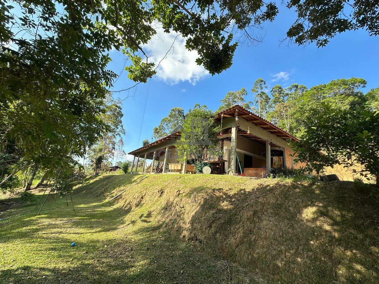 Casa à venda no Brilhante II: 
