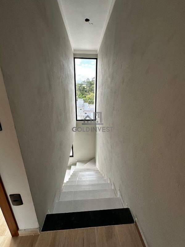 Casa à venda no Poço Fundo: 