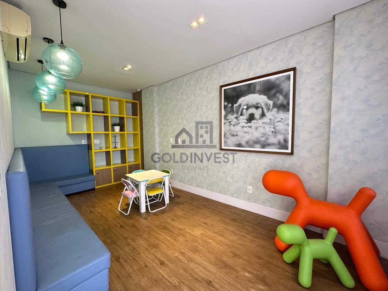 Apartamento à venda no Centro II: 