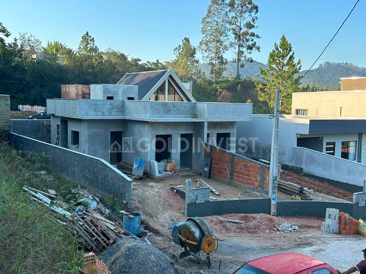 Casa à venda no lageado baixo: 
