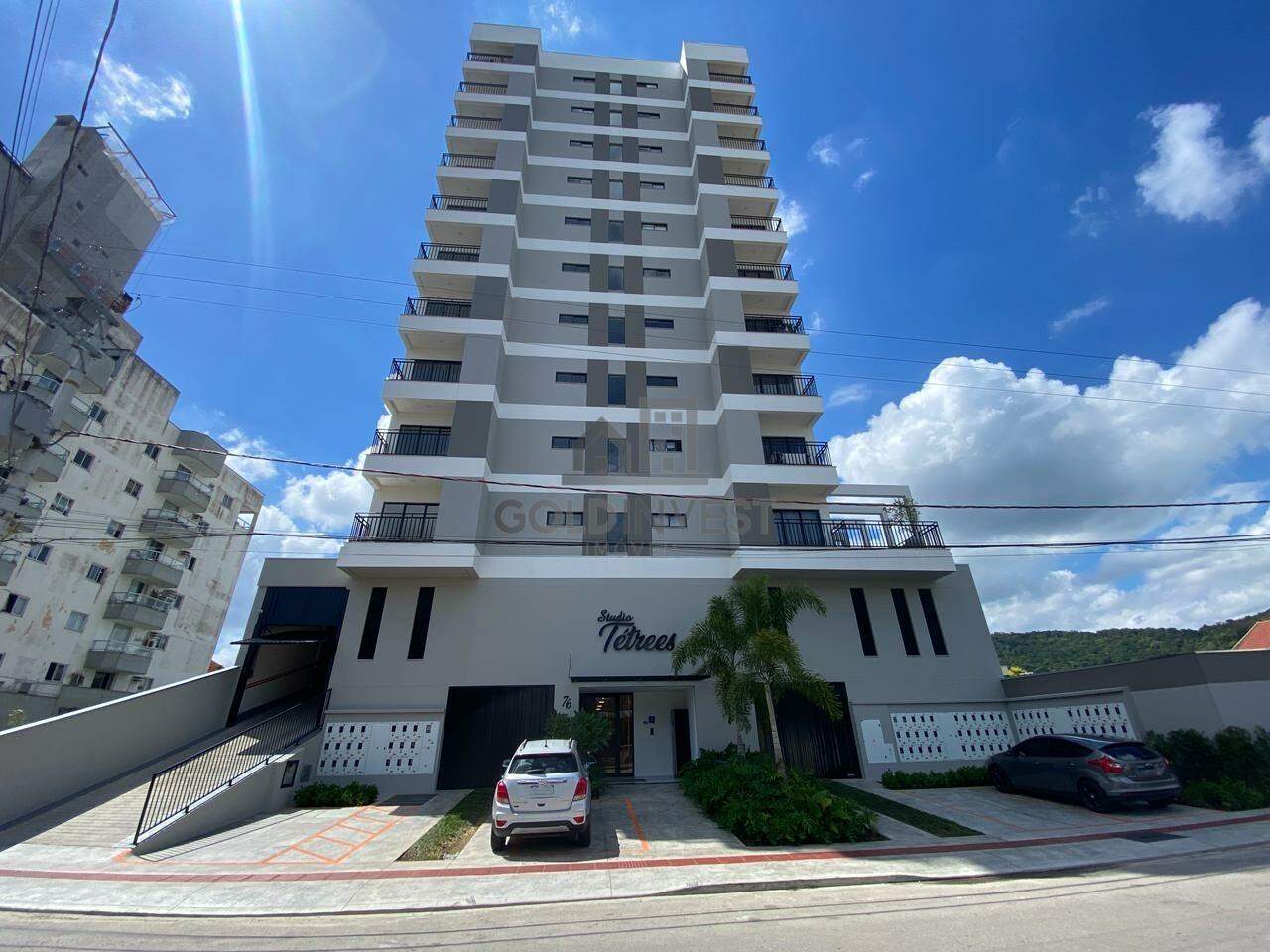 Apartamento à venda no Santa Terezinha: 
