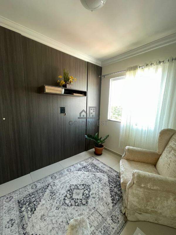 Apartamento à venda no Guarani: 