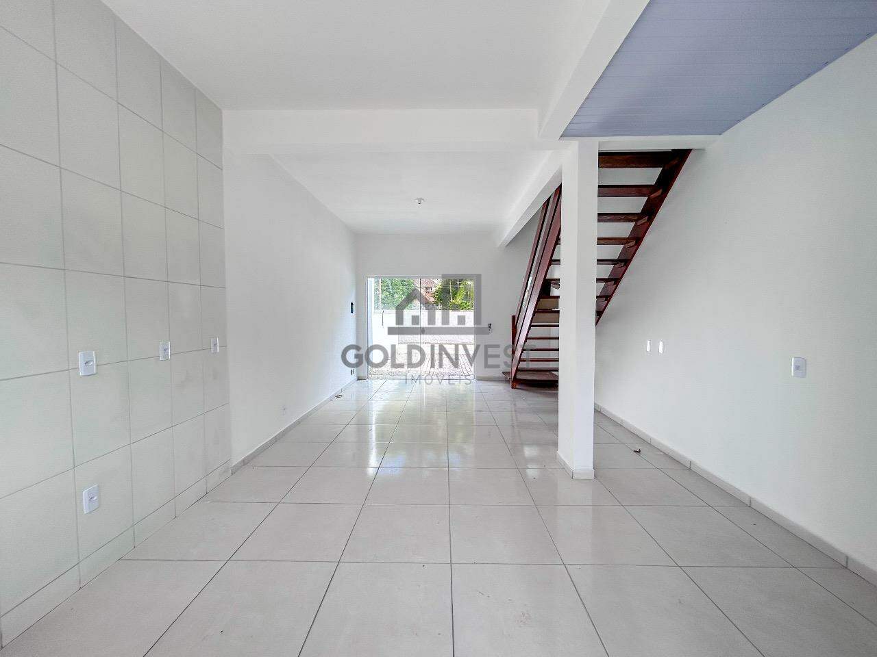 Casa à venda no Poço Fundo: 