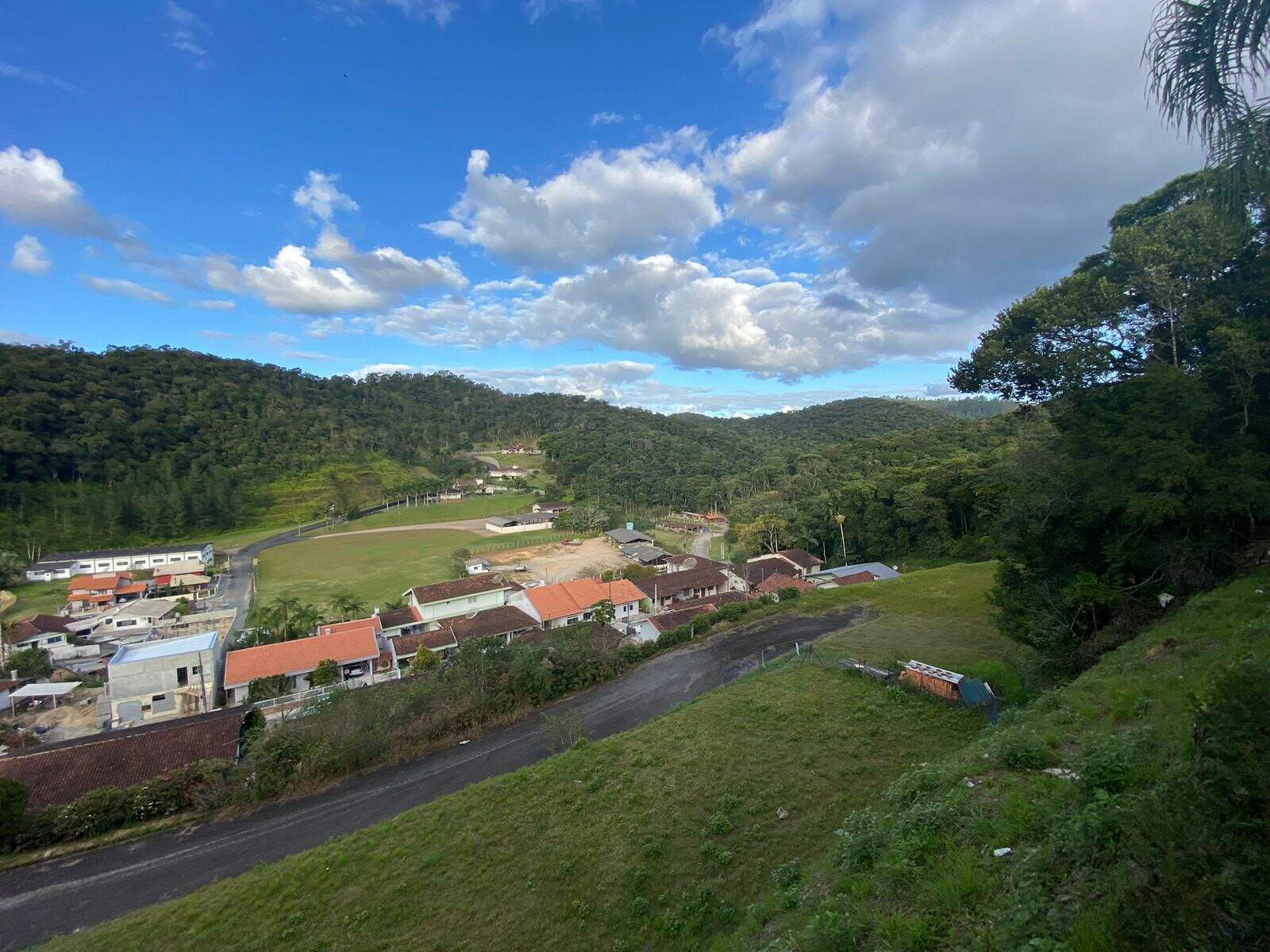 Terreno à venda no Centro II: 