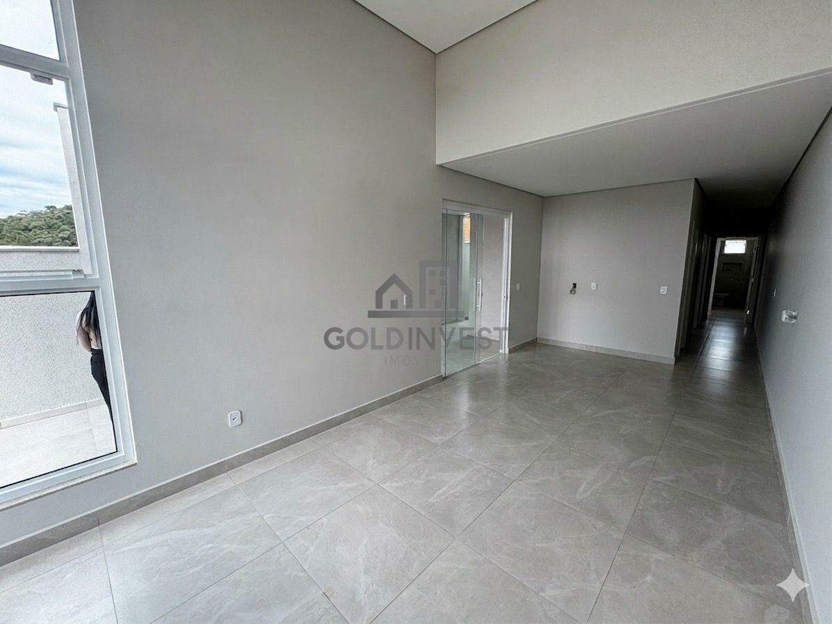 Casa à venda no Aimoré: 