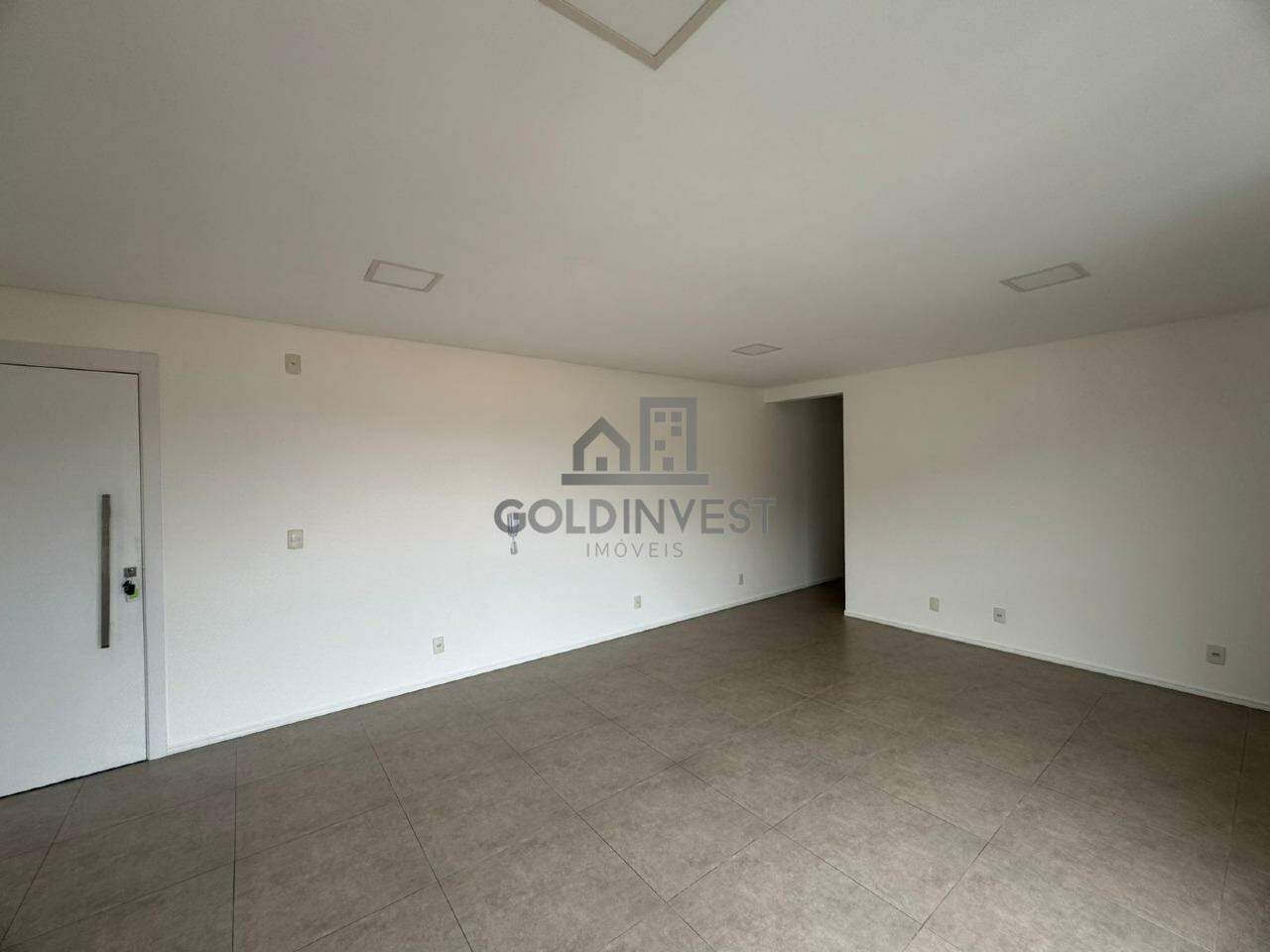 Apartamento para aluguel no Azambuja: 