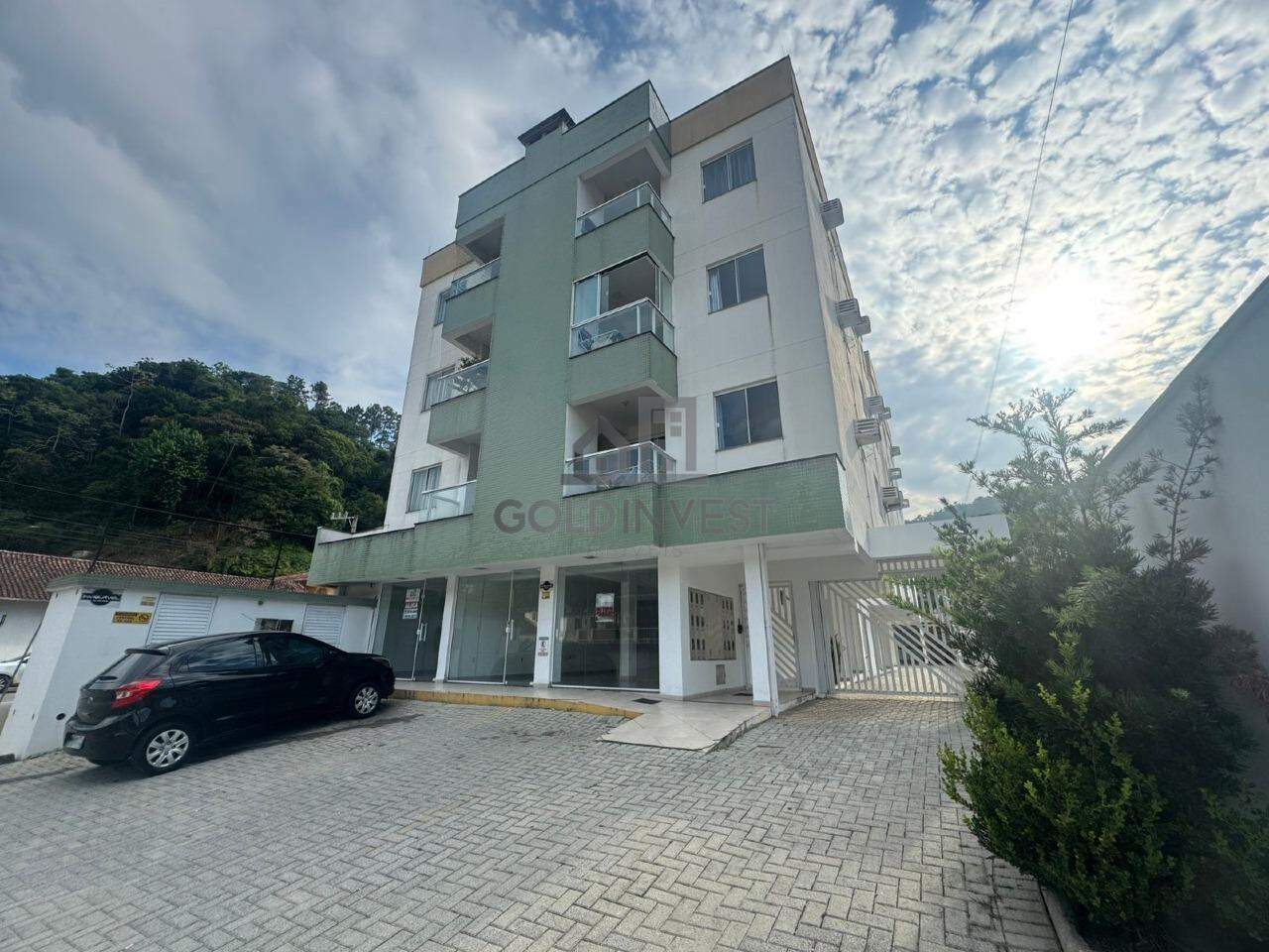 Sala comercial com 50m² no bairro Primeiro de Maio!!!