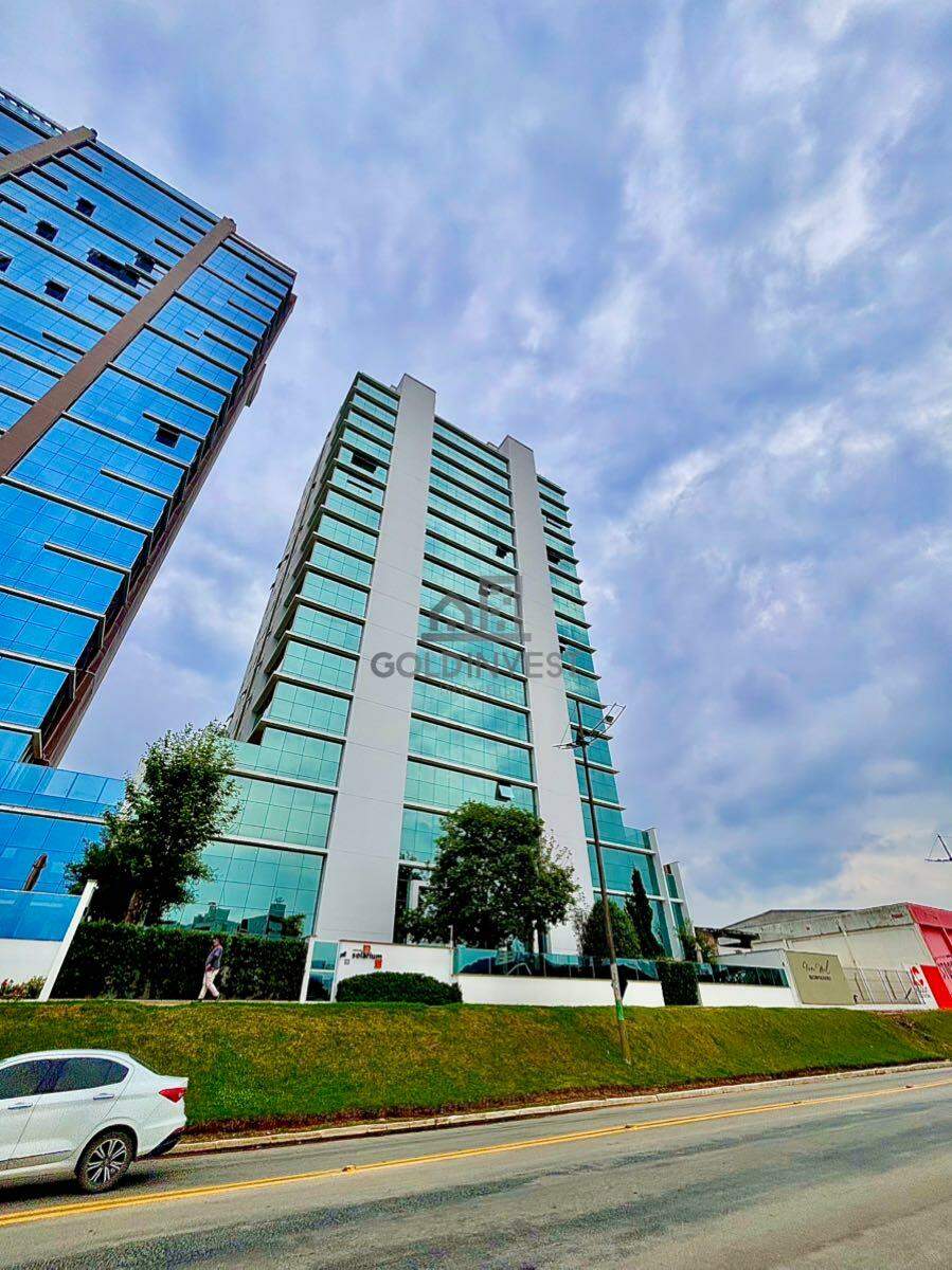 Apartamento à venda no Centro II: 