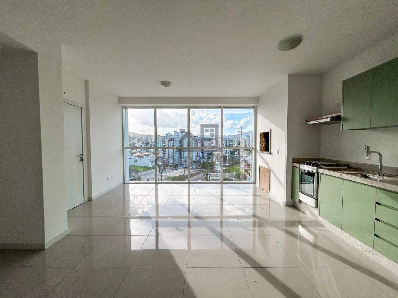 Apartamento à venda no Centro II: 