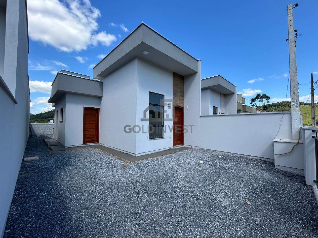 Casa à venda no lageado baixo: 