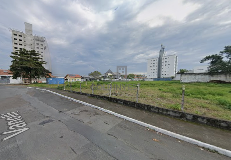 Terreno à venda no São Vicente: 