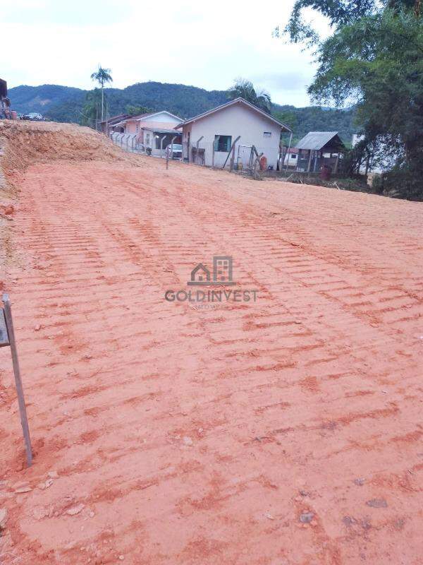 Terreno à venda no Aimoré: 