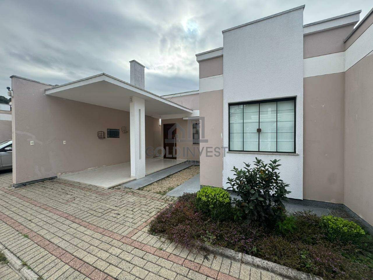 Casa para aluguel no Azambuja: 