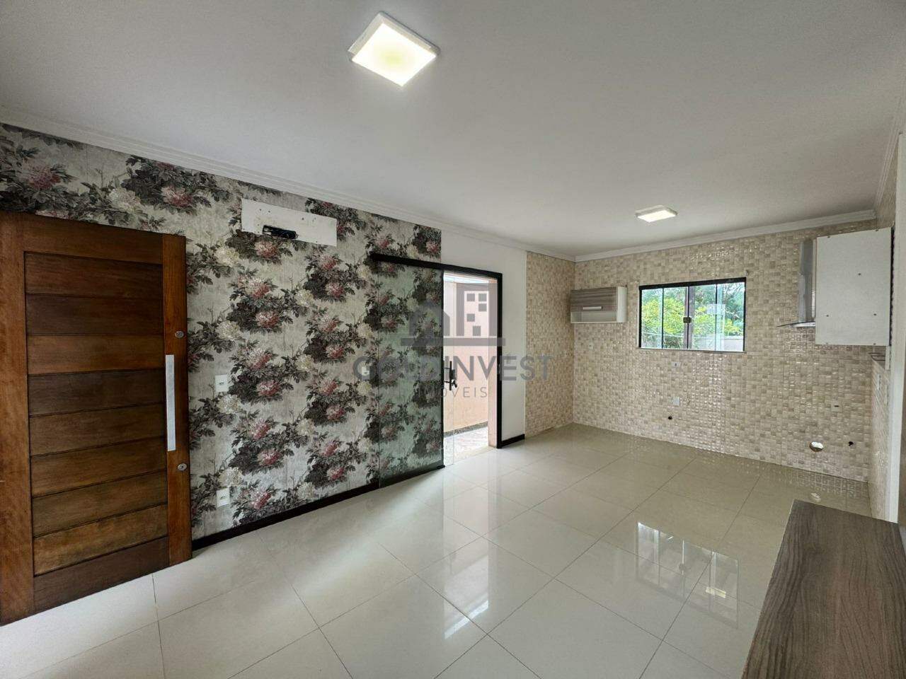 Casa para aluguel no Azambuja: 