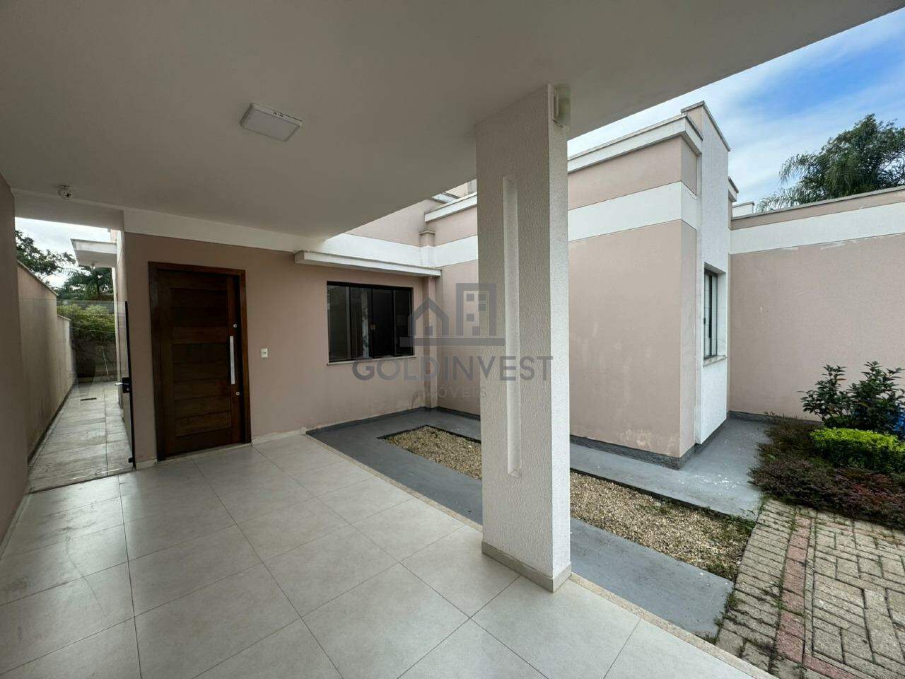 Casa para aluguel no Azambuja: 