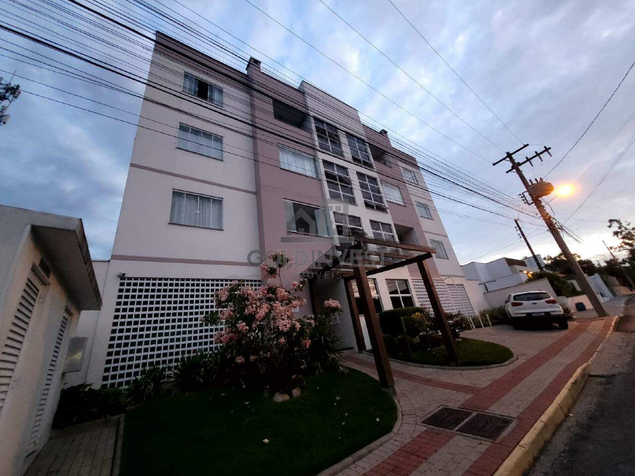 Apartamento à venda no Guarani: 