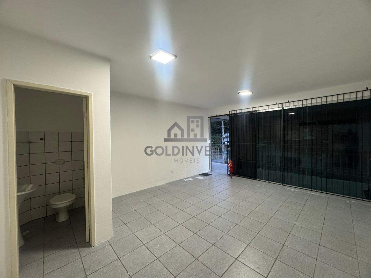 Sala Comercial para aluguel no Azambuja: 