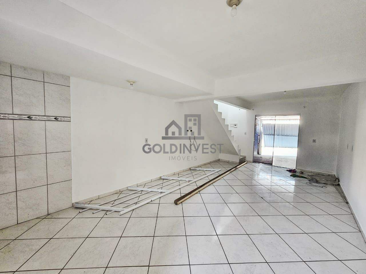 Casa à venda no Primeiro de Maio: 