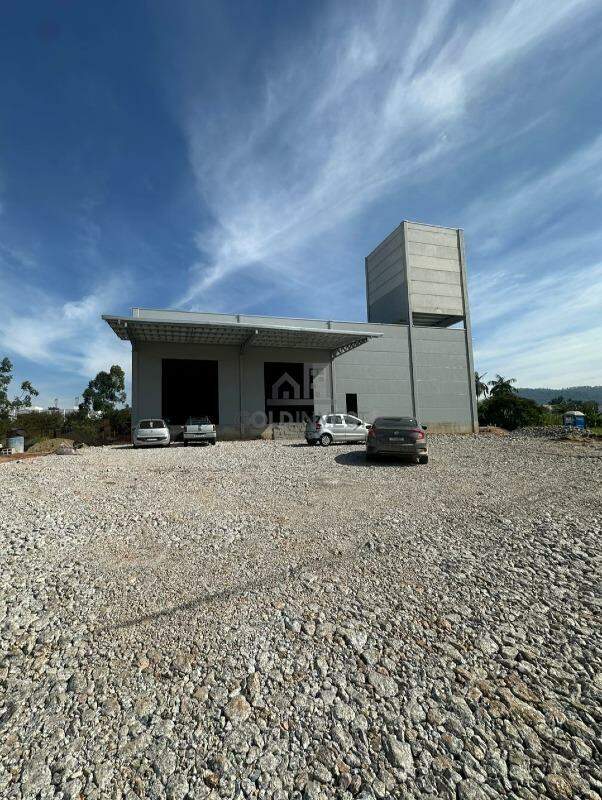 Galpão para aluguel no Dom Joaquim: 