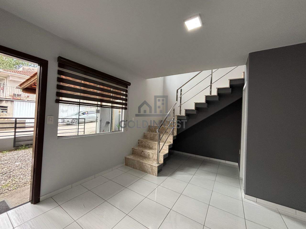 Casa à venda no Bateas: 