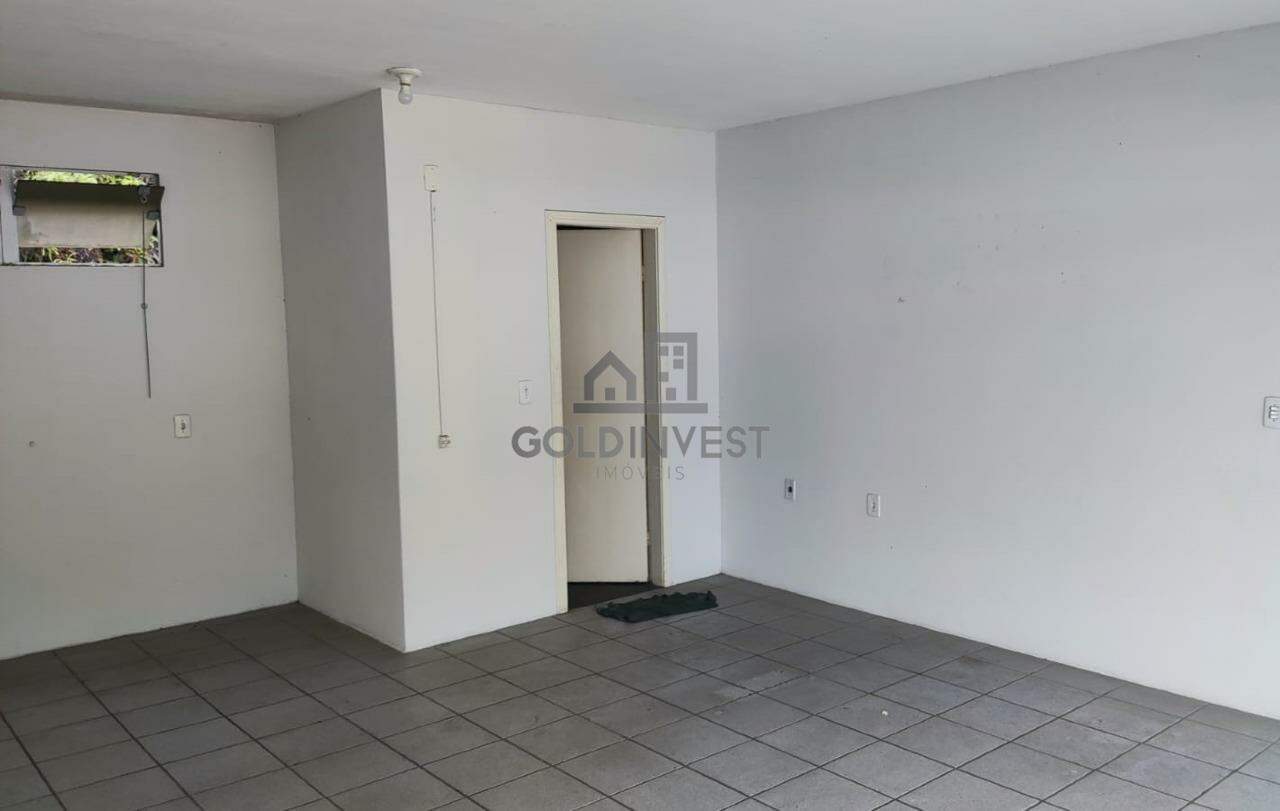Sala Comercial para aluguel no Azambuja: 