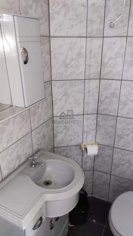 Sala Comercial para aluguel no Azambuja: 