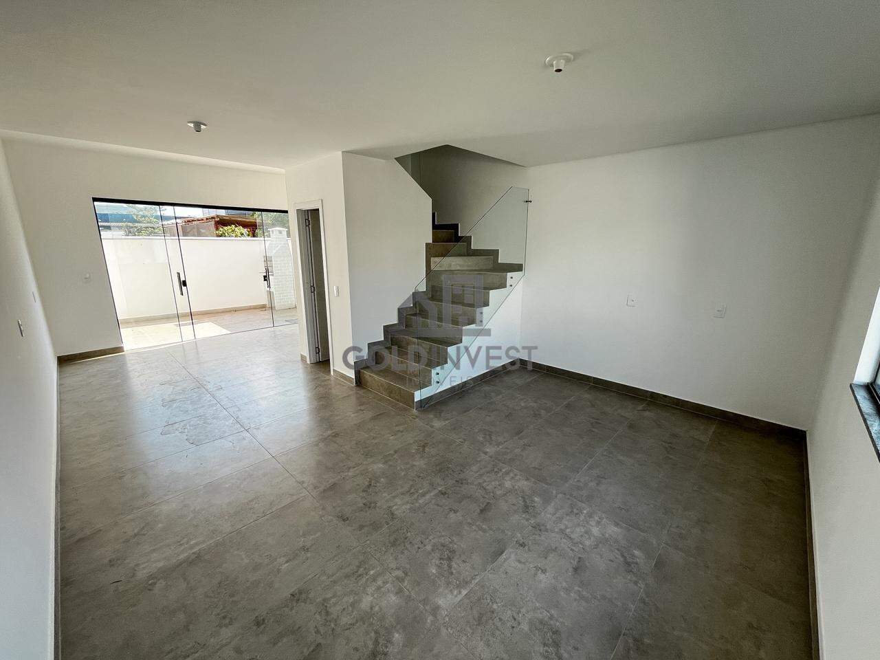 Casa à venda no Limoeiro: 