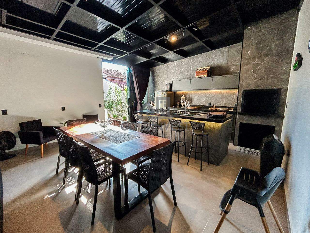 Casa à venda no Dom Joaquim: 
