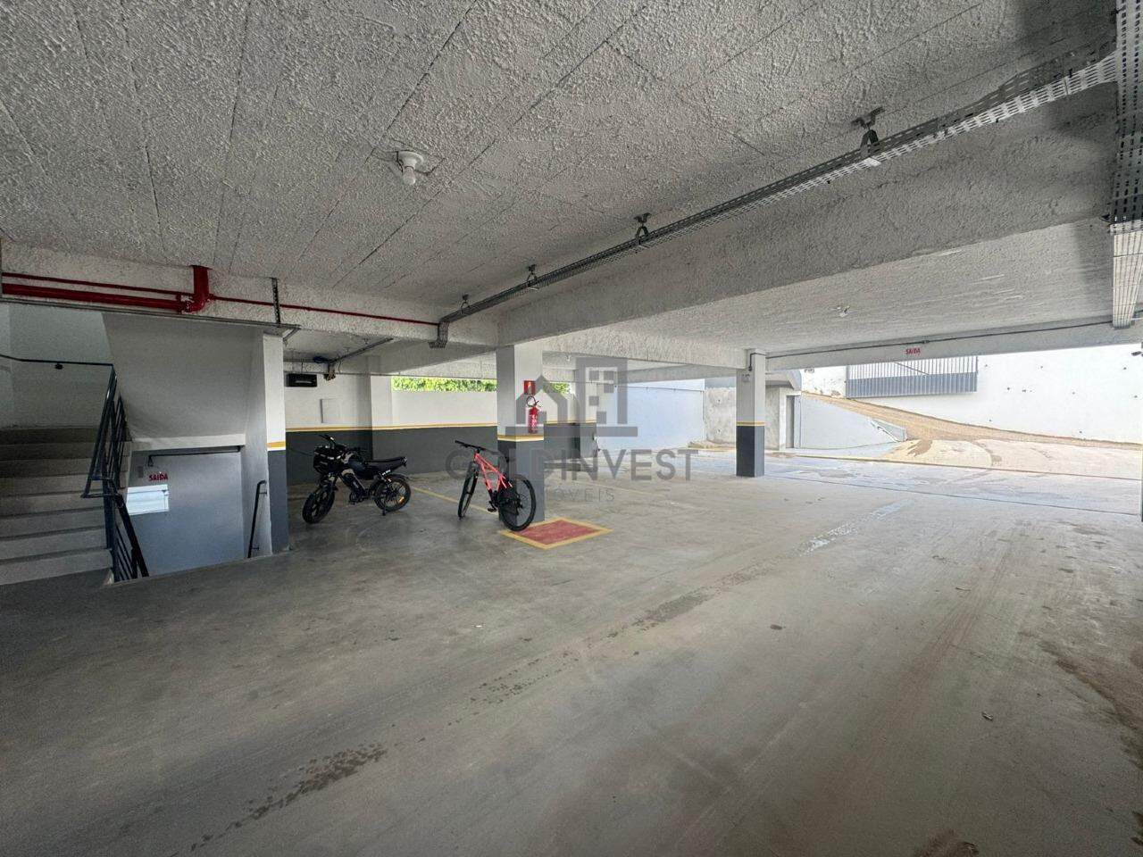 Apartamento para aluguel no Azambuja: 