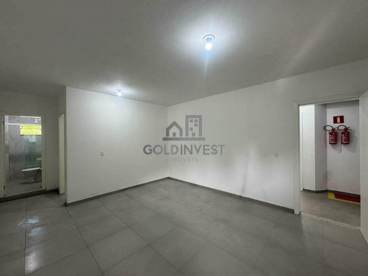 Apartamento para aluguel no Azambuja: 