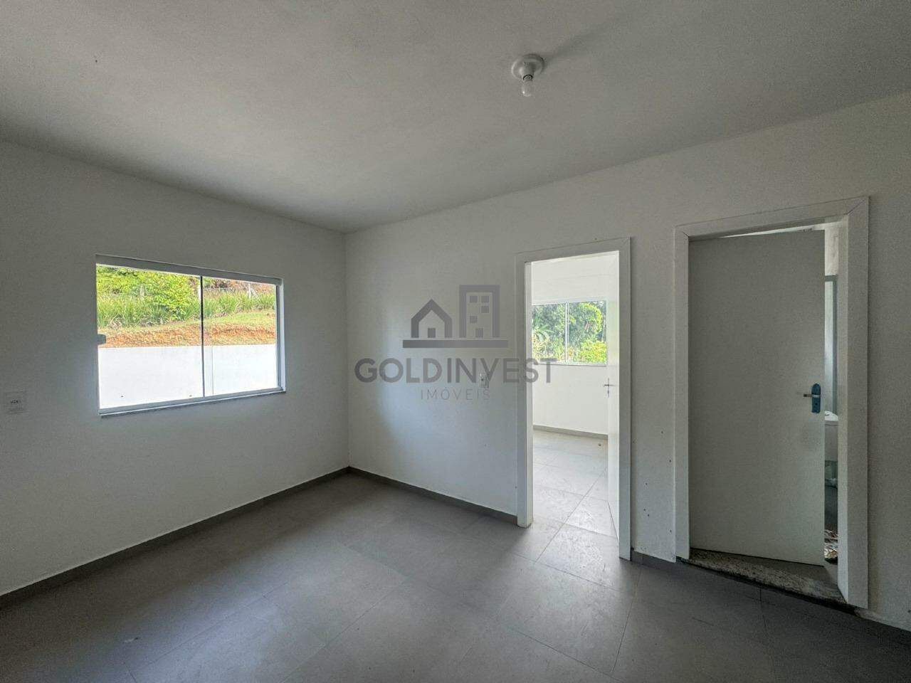 Apartamento para aluguel no Azambuja: 