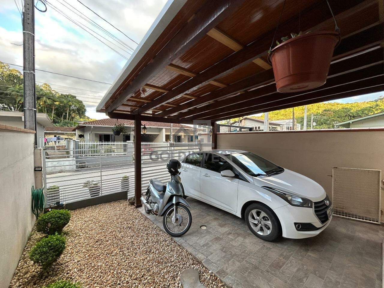 Casa à venda no São Pedro: 
