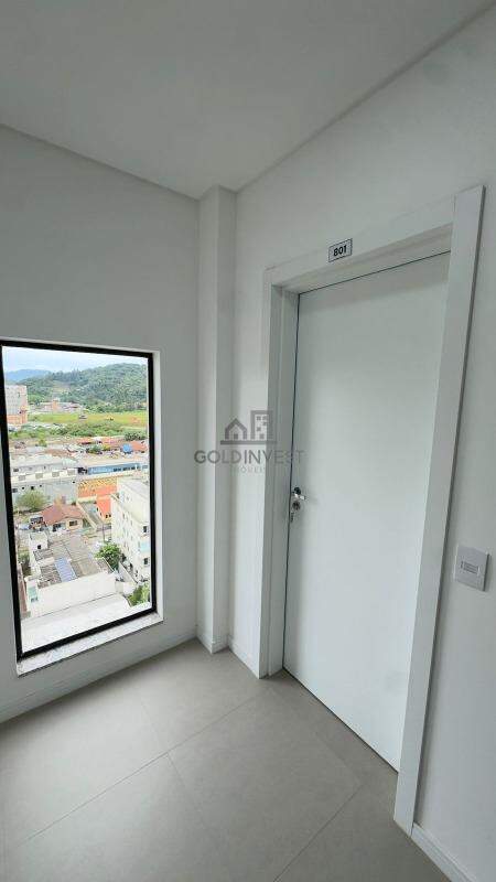Apartamento à venda no Santa Terezinha: 