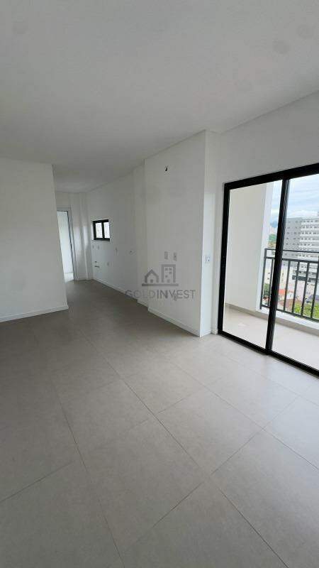 Apartamento à venda no Santa Terezinha: 