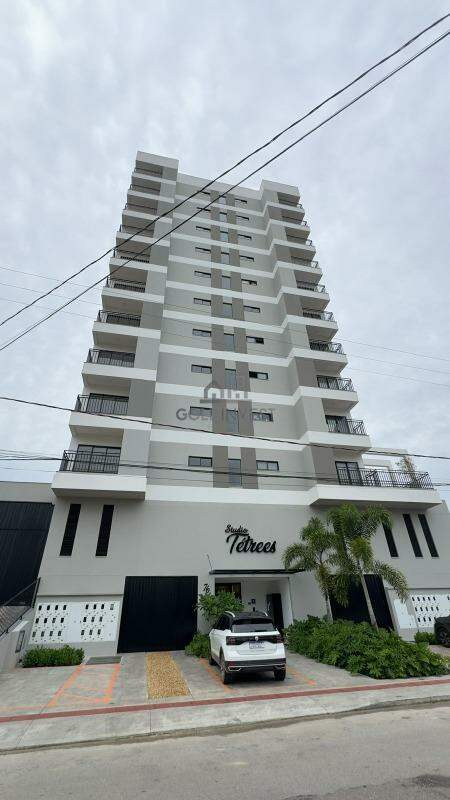 Apartamento à venda no Santa Terezinha: 
