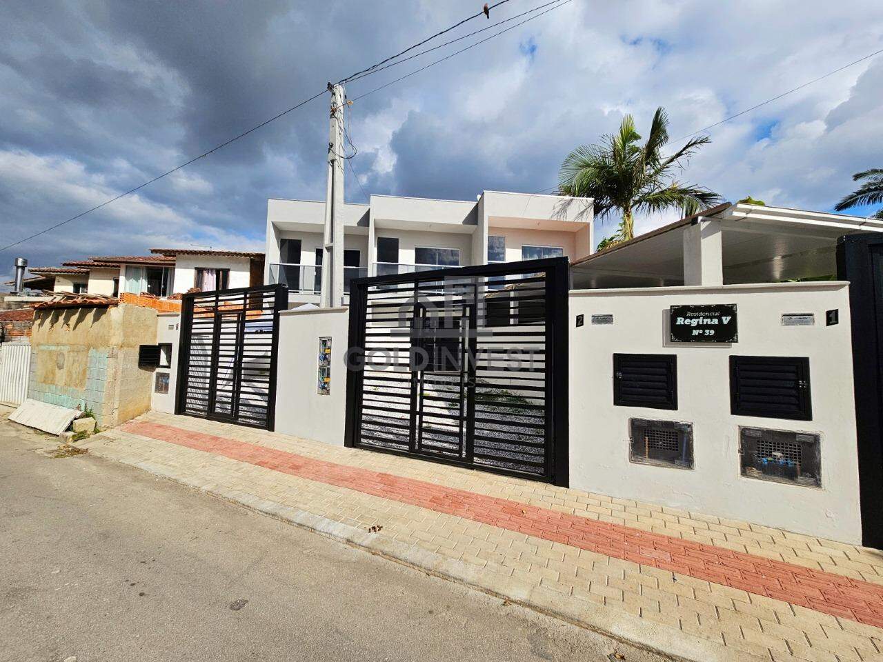 Casa à venda no Limoeiro: 