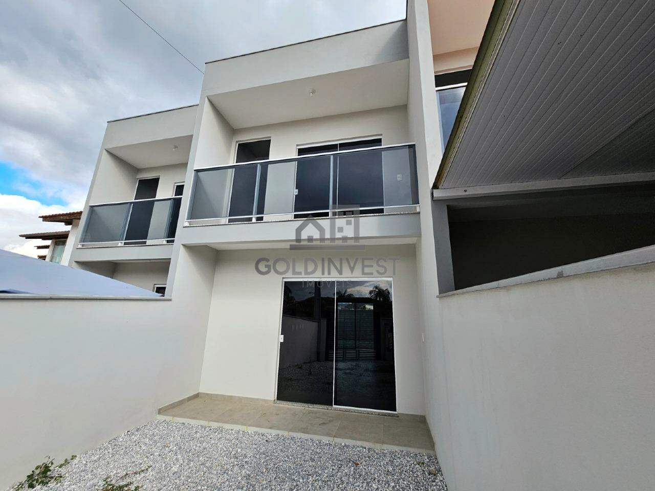 Casa à venda no Limoeiro: 