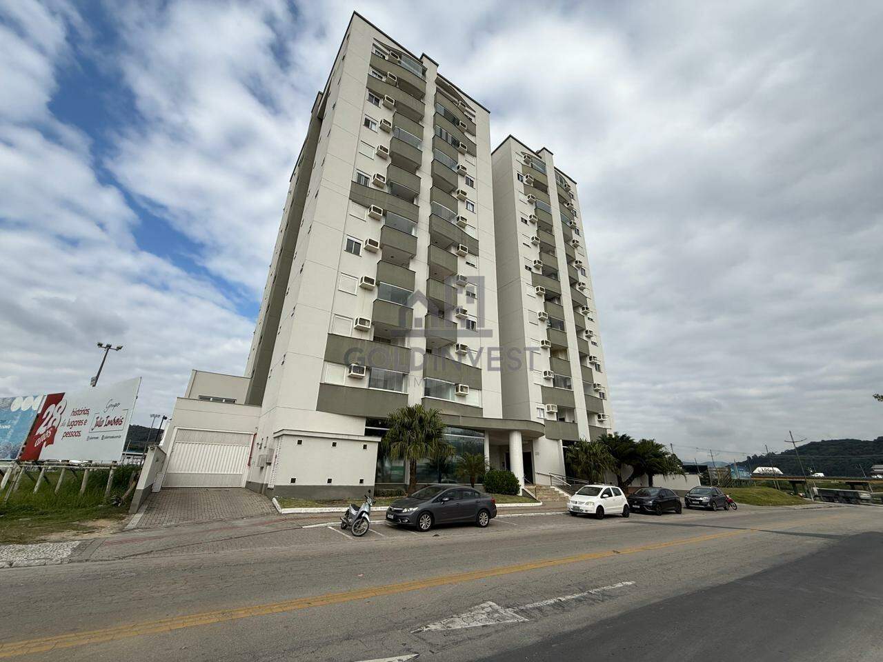 Apartamento à venda no Santa Terezinha: fachada