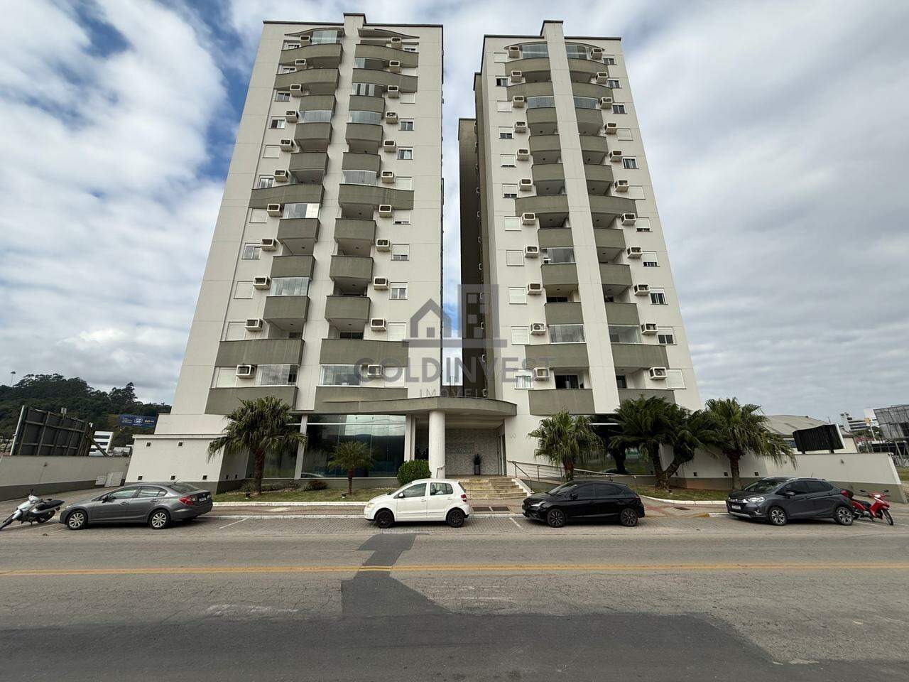 Apartamento à venda no Santa Terezinha: fachada
