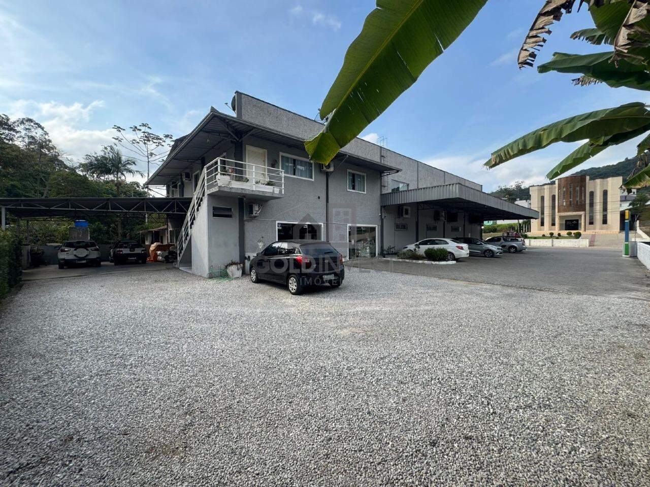 Casa para aluguel no Santa Luzia: 